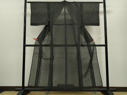 平和屋着物＊夏物 紗紬 十字絣文様 黒地 正絹 逸品 CABB9617ze