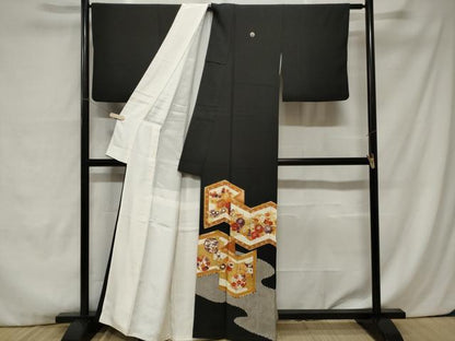 平和屋着物■豪華黒留袖 駒刺繍 屏風草花文 暈し染め 金彩 正絹 逸品 CABC0026ev