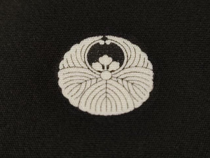 平和屋着物■豪華黒留袖 駒刺繍 扇面群鶴花文 金彩 正絹 逸品 CABC0231ev