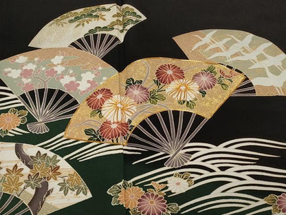 平和屋着物■豪華黒留袖 駒刺繍 扇面群鶴花文 金彩 正絹 逸品 CABC0231ev