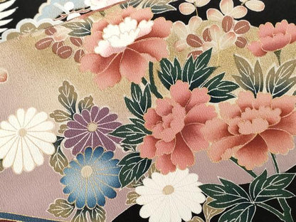 平和屋着物■豪華黒留袖　刺繍　飛鶴宝尽くし花文　金彩　正絹　逸品　CABC0293ev