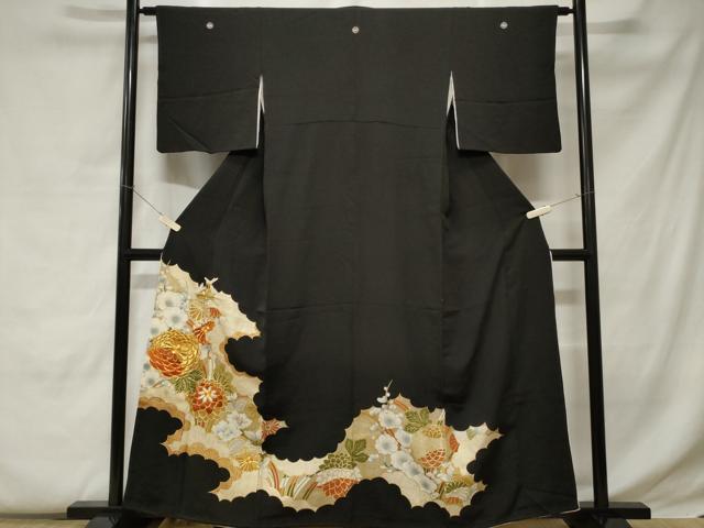 平和屋着物■豪華黒留袖　駒刺繍　梅　菊文　金彩　正絹　逸品　CABC0711ev