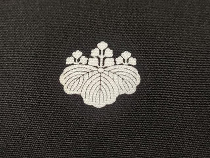平和屋着物■豪華黒留袖　駒刺繍　地紙重ね鼓花鳥文　暈し染め　金彩　正絹　逸品　CABF9501ev