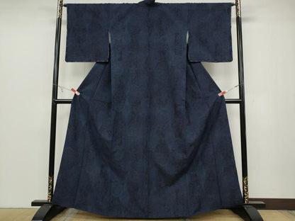 平和屋着物●結城紬　舞花尽くし　正絹　逸品　CABC2019ut