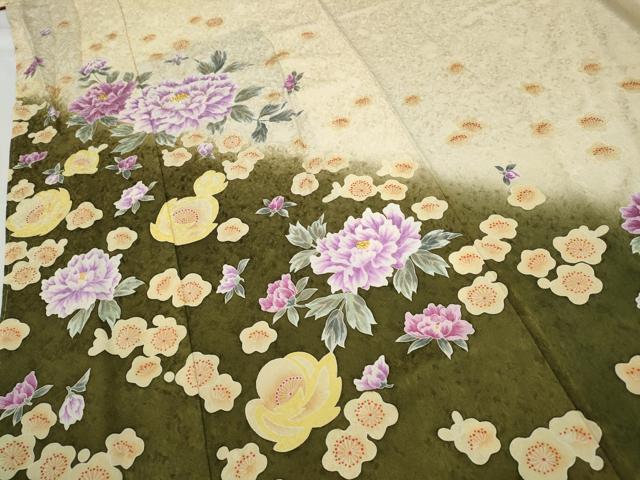平和屋着物●豪華振袖 刺繍 舞花文 暈し染め 正絹 逸品 未使用 CABC2040ut