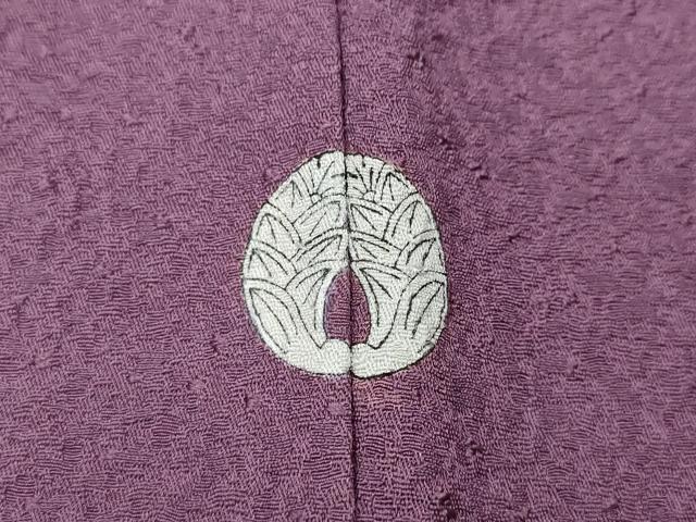 平和屋着物●上質な色無地 堅牢染 霞地紋 京紫色 反端付き 正絹 逸品 未使用 CABC2054ut
