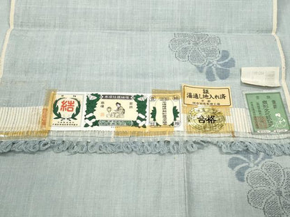 平和屋着物●本場結城紬 重要無形文化財 100亀甲 捻梅 飛び亀甲柄 井上商事株式會社謹製 証紙付き 正絹 逸品 CABC2076ut