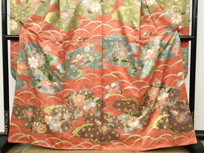 平和屋着物●豪華振袖 雲重ね舞花文 金彩 正絹 逸品 CABC2083ut
