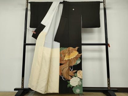 平和屋着物●豪華黒留袖 駒刺繍 吉祥花文 金彩 正絹 逸品 CABC2093ut