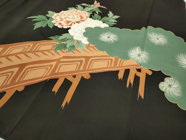 平和屋着物●豪華黒留袖 駒刺繍 吉祥花文 金彩 正絹 逸品 CABC2093ut