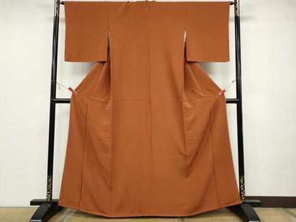 平和屋着物●上質な色無地 霞地紋 代赭色 やまと誂製 正絹 逸品 未使用 CABC2141ut