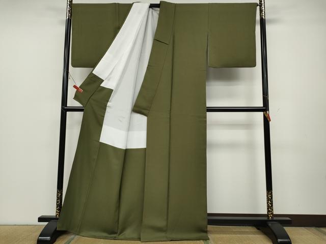 平和屋着物●本加賀友禅作家 毎田仁郎監修 色無地 草花地紋 鶸茶色 正絹 逸品 CABC2146ut