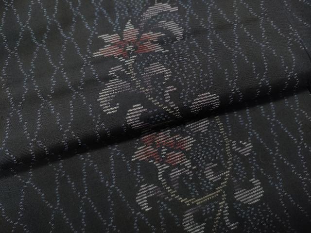 平和屋着物●本場大島紬 網目花唐草文 反端付き 正絹 逸品 CABC2186ut