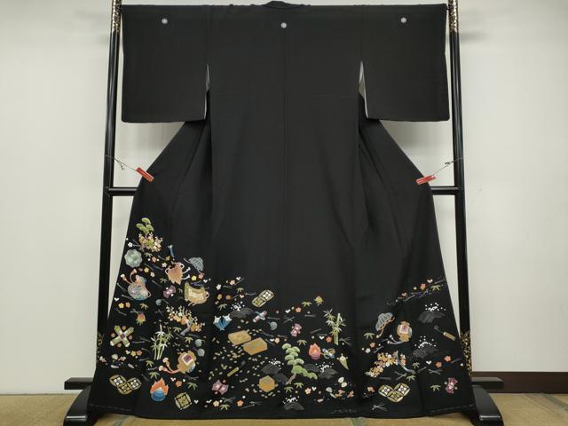 平和屋着物●豪華黒留袖 宝尽くし草花文 金彩 正絹 逸品 CABC2188ut