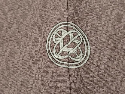 平和屋着物●上質な色無地 吉祥地紋 薄柿色 正絹 逸品 未使用 CABC2207ut
