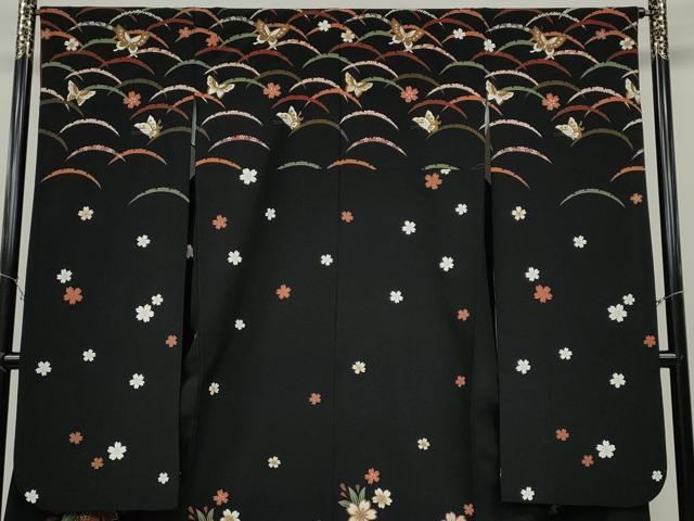 平和屋着物●豪華振袖 雪芝花蝶文 黒地 正絹 逸品 CABC2232ut