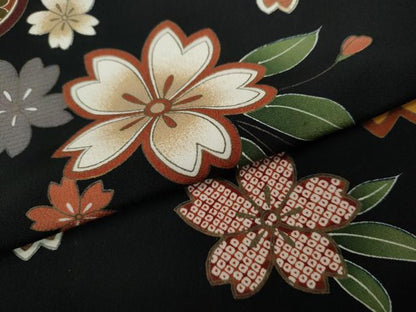 平和屋着物●豪華振袖 雪芝花蝶文 黒地 正絹 逸品 CABC2232ut
