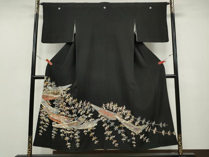 平和屋着物●豪華黒留袖 駒刺繍 船枝垂れ柳花文 金彩 正絹 逸品 CABC2256ut