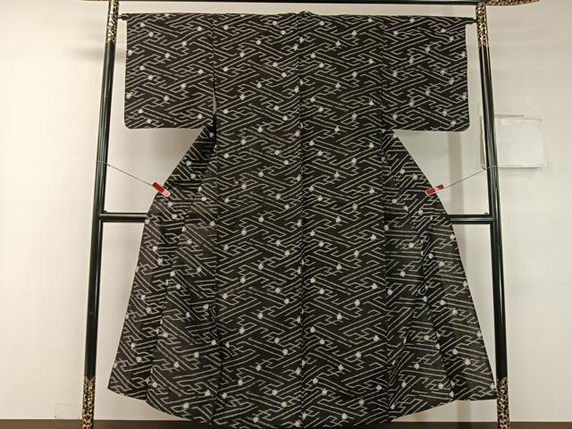 平和屋着物●久留米絣 単衣 紗綾型あられ文 黒地 綿 逸品 CABC2622vp