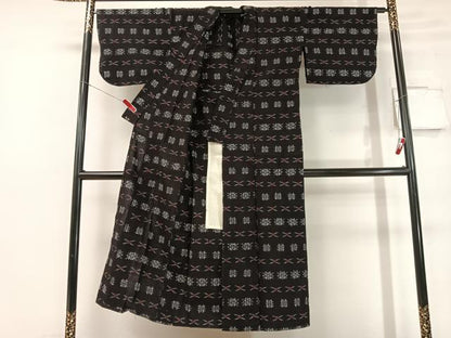 平和屋着物▽本場琉球絣 綿琉球 単衣 黒地 綿 逸品 CABC2631vp