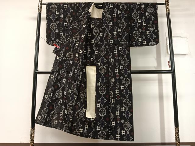 平和屋着物●久留米絣 単衣 吉祥花文 黒地 綿 逸品 CABC2633vp