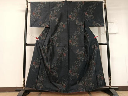 平和屋着物●本場大島紬 草花文 さが美扱い 正絹 逸品 未使用 CABC2646vp