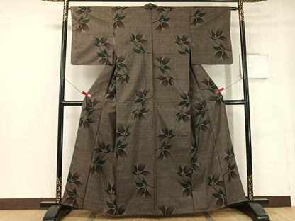 平和屋着物●本場大島紬 9マルキ 草花文 正絹 逸品 CABC2647vp