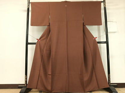 平和屋着物●洗える最高級着物 ＜英＞はなぶさ謹製 色無地 焦茶色 鬼しぼ縮緬 未使用 CABC2654vp