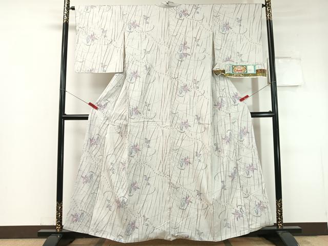 平和屋着物●本場大島紬　白大島　絞り　大山謹製　草花文　証紙付き　正絹　逸品　CABC2673vp