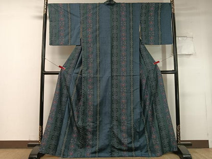 平和屋着物●都喜ヱ門　本場大島紬　藤絹織物謹製　9マルキ　花唐草間道　正絹　逸品　CABC2688vp