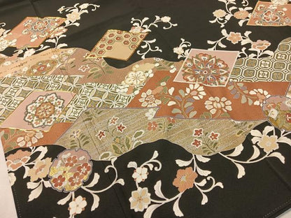 平和屋着物●創業460年・千總 黒留袖 駒刺繍 道長雪輪更紗菱文 金彩 三越扱い 正絹 逸品 CABC2698vp