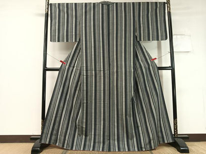 平和屋着物●上質な紬 間道 正絹 逸品 未使用 CABC2701vp