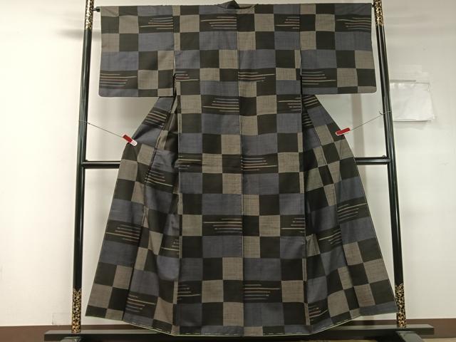 平和屋着物●本場大島紬 9マルキ 変わり市松吉祥文 正絹 逸品 未使用 CABC2705vp