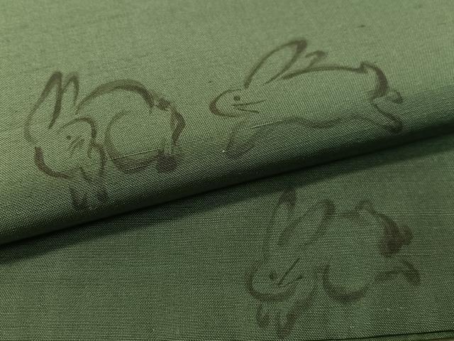 平和屋着物●上質な紬　手描き　跳び兎　正絹　逸品　CABC2746vp