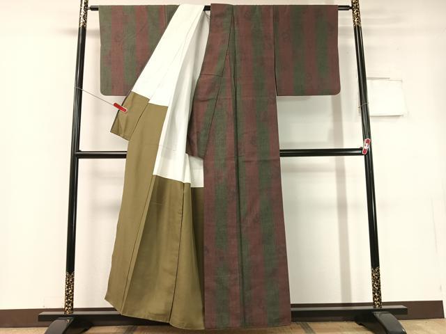 平和屋着物●結城紬 100亀甲 ねじ梅間道 正絹 逸品 CABC2748vp