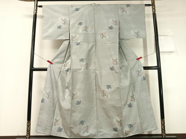 平和屋着物●本場大島紬 白大島 総絣 7マルキ 舞蝶文 正絹 逸品 未使用 CABC2768vp