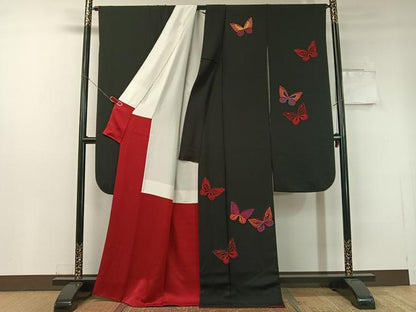 平和屋着物●染色作家　斉藤三才　振袖　舞蝶文　黒地　正絹　逸品　CABC2770vp