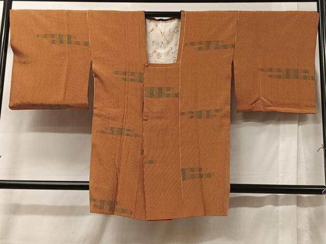 平和屋着物＃道行コート　幾何学文　高島屋扱い　正絹　逸品　CABC2855ua
