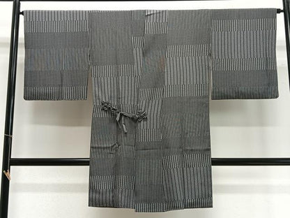 平和屋着物∞道中着　江戸小紋　幾何学花文　黒地　ますいわ屋扱い　ロング丈　正絹　逸品　CABC3150ua