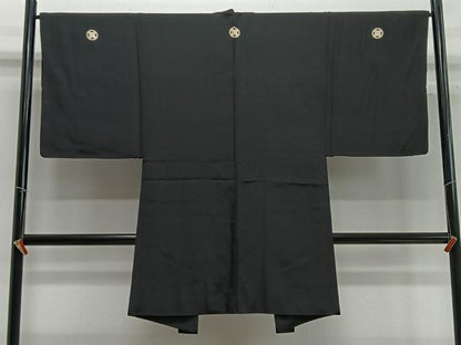 平和屋着物∞男性　長羽織　黒紋付　羽裏：風景文　羽織紐付き　正絹　逸品　CABC3164ua