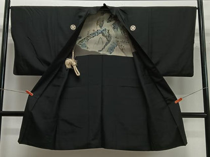 平和屋着物∞男性　長羽織　黒紋付　羽裏：風景文　羽織紐付き　正絹　逸品　CABC3164ua
