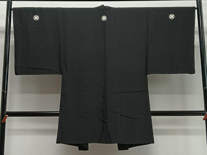 平和屋着物∞男性　長羽織　黒紋付　羽裏：陶器文　正絹　逸品　CABC3177ua