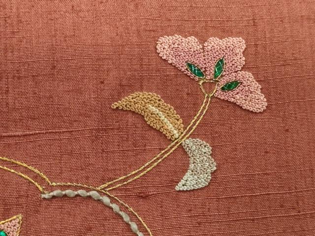 平和屋着物●中国三大刺繍 相良刺繍 太鼓柄袋帯 紬地 駒刺繍 玉虫 花蝶文 金糸 正絹 逸品 未使用 CABC3264ak