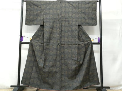 平和屋着物■上質な紬　松葉　黒地　正絹　逸品　CABC3735fb
