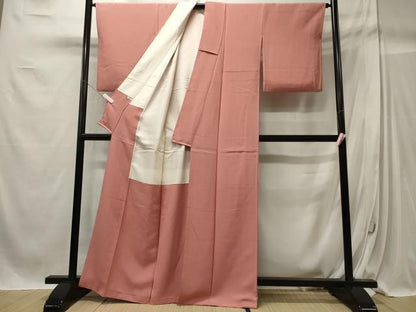 平和屋着物■上質な色無地 甚三紅色 正絹 逸品 未使用 CABC4070oy