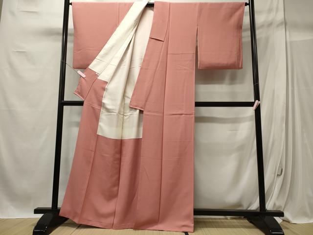 平和屋着物■上質な色無地 甚三紅色 正絹 逸品 未使用 CABC4070oy