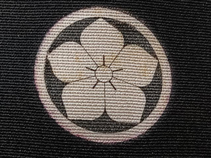 平和屋着物■豪華黒留袖　駒刺繍　枝松文　金彩　正絹　逸品　CABC5690xi