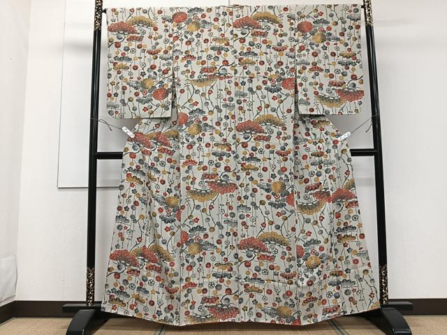 平和屋着物▽上質な小紋　単衣　型染め　こぼれ松笹の葉文　暈し染め　正絹　逸品　未使用　BAAW2193yc 平和屋着物▽上質な小紋 単衣 型染め 風景花文 鬼しぼ縮緬 やまと誂製