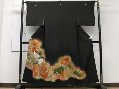 平和屋着物■豪華黒留袖　駒刺繍　枝松　鶴　金彩　正絹　逸品　CABC5984xi