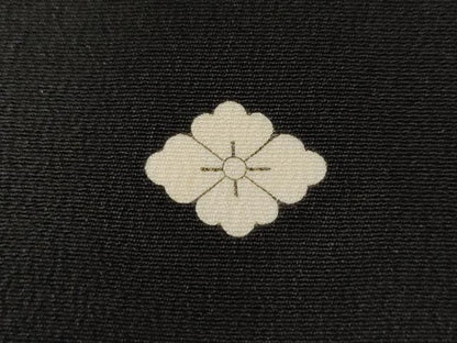平和屋着物■豪華黒留袖　作家物　屏風尾長鳥草花文　金彩　正絹　逸品　CABC6211ev